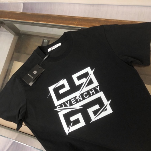 Replica Givenchy T-Shirts Short Sleeved For Unisex #1228055 $40.00 USD for Wholesale