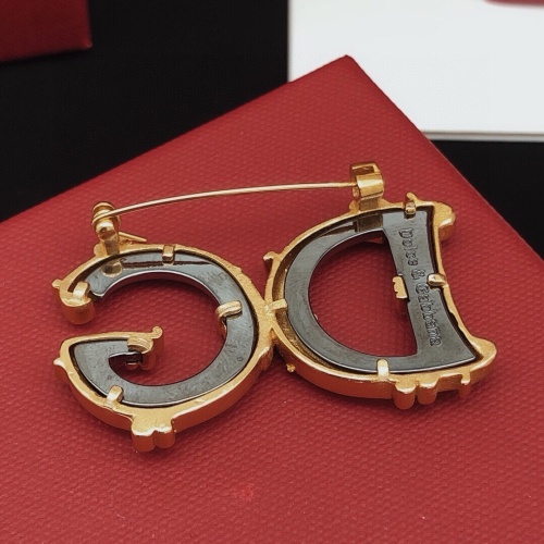 Replica Dolce & Gabbana Brooches For Women #1228543 $32.00 USD for Wholesale