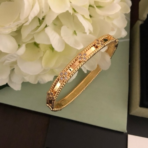 Replica Van Cleef &amp; Arpels Bracelets For Women #1229489, $34.00 USD, [ITEM#1229489], Replica Van Cleef &amp; Arpels Bracelets outlet from China