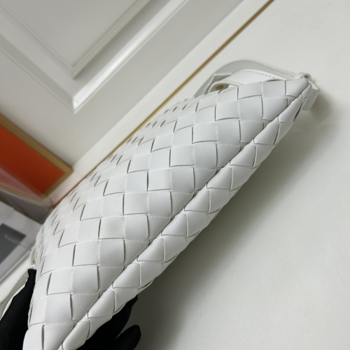 Replica Bottega Veneta BV AAA Quality Messenger Bags For Women #1229770 $98.00 USD for Wholesale