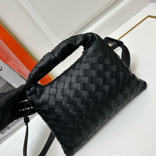 Replica Bottega Veneta BV AAA Quality Messenger Bags For Women #1229772 $98.00 USD for Wholesale