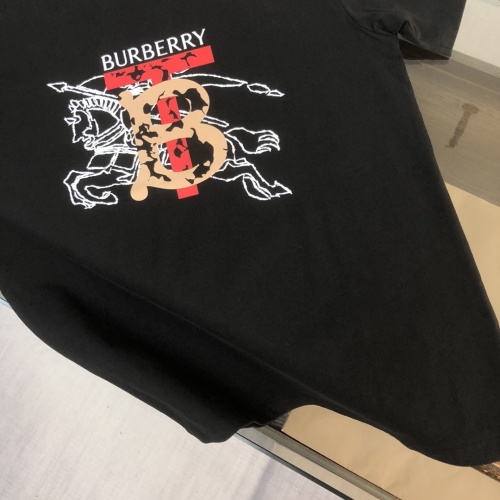 Replica Burberry T-Shirts Short Sleeved For Unisex #1229859 $42.00 USD for Wholesale