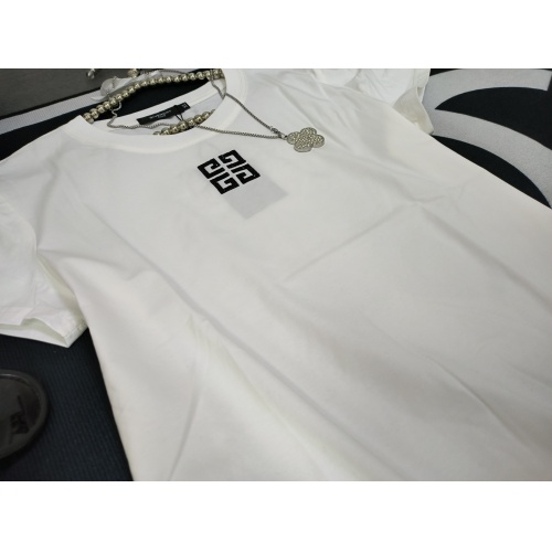 Replica Givenchy T-Shirts Short Sleeved For Women #1231046 $32.00 USD for Wholesale