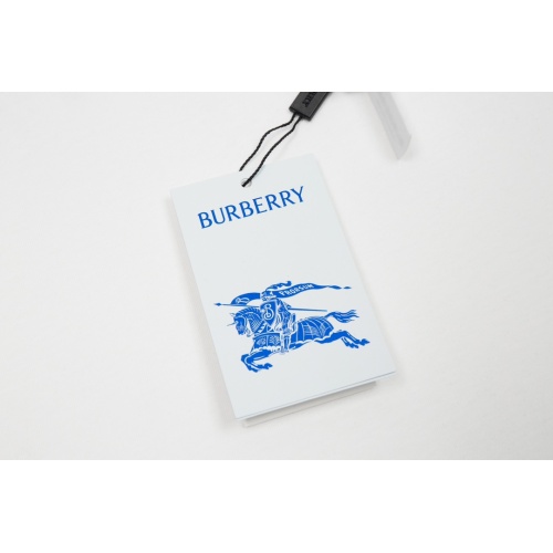 Replica Burberry T-Shirts Short Sleeved For Unisex #1231522 $38.00 USD for Wholesale