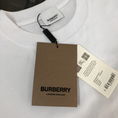 Replica Burberry T-Shirts Short Sleeved For Unisex #1231526 $40.00 USD for Wholesale