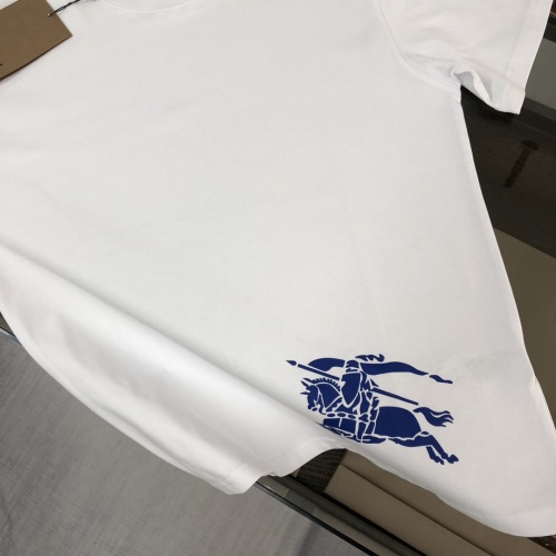 Replica Burberry T-Shirts Short Sleeved For Unisex #1231526 $40.00 USD for Wholesale