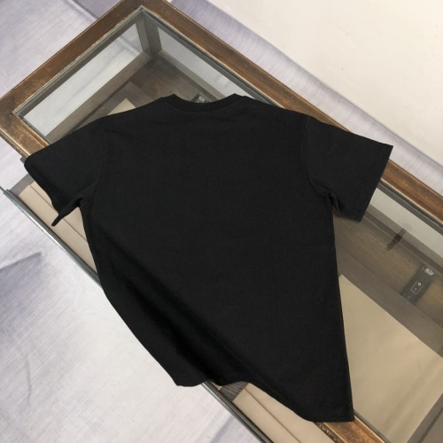 Replica Burberry T-Shirts Short Sleeved For Unisex #1231527 $40.00 USD for Wholesale