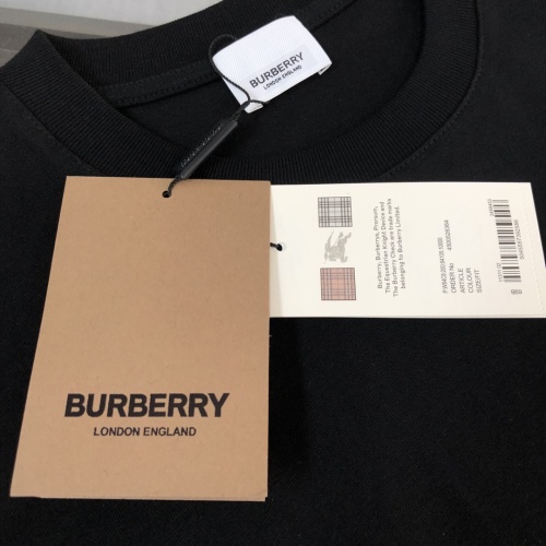 Replica Burberry T-Shirts Short Sleeved For Unisex #1231537 $40.00 USD for Wholesale