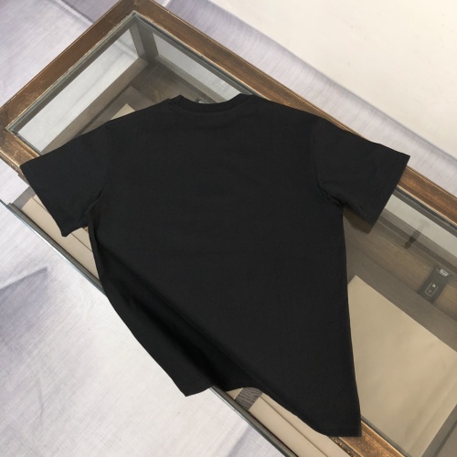 Replica Burberry T-Shirts Short Sleeved For Unisex #1231542 $40.00 USD for Wholesale