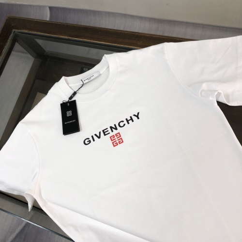 Replica Givenchy T-Shirts Short Sleeved For Unisex #1231591 $40.00 USD for Wholesale