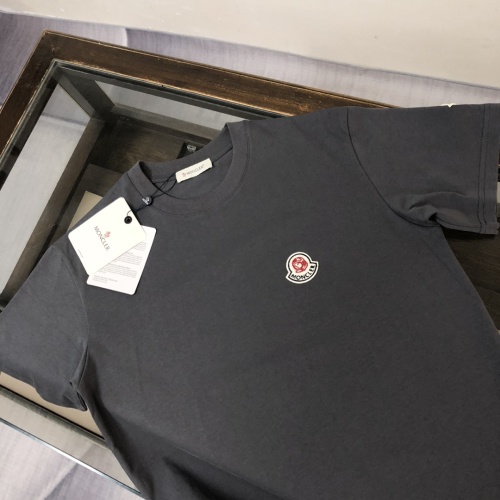 Replica Moncler T-Shirts Short Sleeved For Unisex #1231642 $40.00 USD for Wholesale