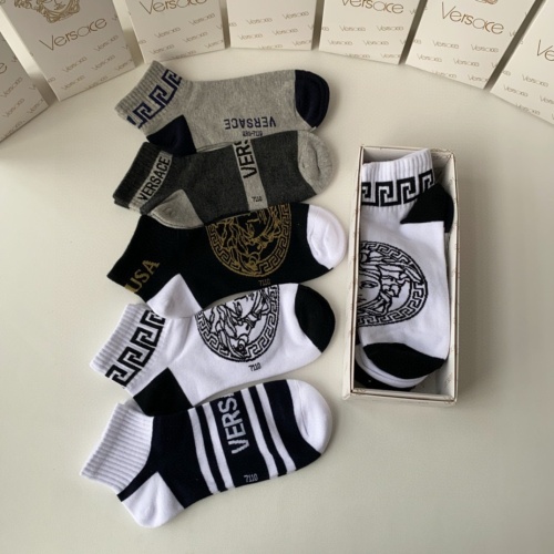 Replica Versace Socks #1233456 $25.00 USD for Wholesale