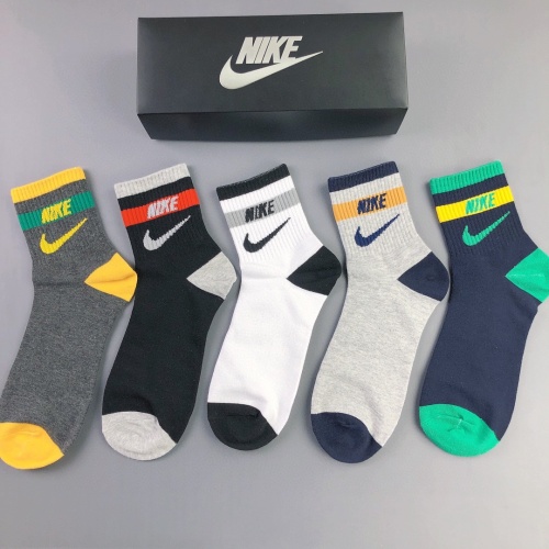 Replica Nike Socks #1233840, $25.00 USD, [ITEM#1233840], Replica Nike Socks outlet from China