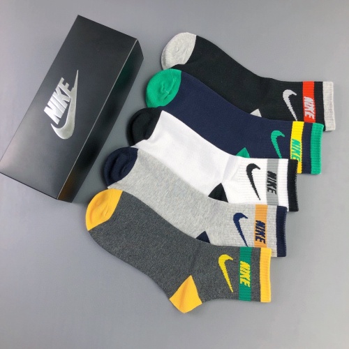 Replica Nike Socks #1233840 $25.00 USD for Wholesale