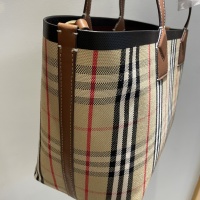 $150.00 USD Burberry AAA Quality Shoulder Bags For Women #1225080