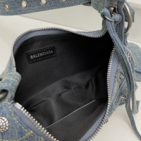 $130.00 USD Balenciaga AAA Quality Messenger Bags For Women #1225718