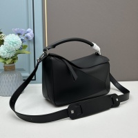 $135.00 USD LOEWE AAA Quality Messenger Bags For Women #1225866