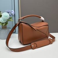 $135.00 USD LOEWE AAA Quality Messenger Bags For Women #1225880