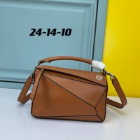 $128.00 USD LOEWE AAA Quality Messenger Bags For Women #1225882