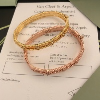 $34.00 USD Van Cleef & Arpels Bracelets For Women #1229488