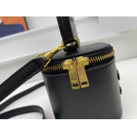 $76.00 USD Celine AAA Quality Handbags For Women #1229542