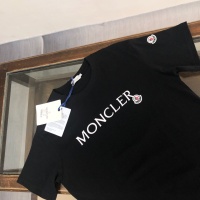 $39.00 USD Moncler T-Shirts Short Sleeved For Unisex #1229879