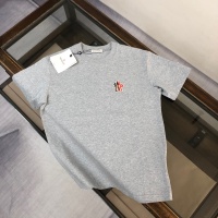 $40.00 USD Moncler T-Shirts Short Sleeved For Unisex #1231646