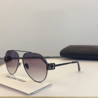 $60.00 USD Balenciaga AAA Quality Sunglasses #1231917