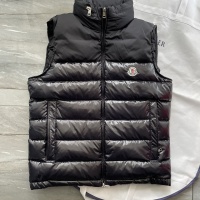 $115.00 USD Moncler Down Feather Coat Sleeveless For Men #1232923