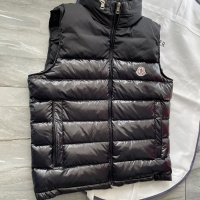 $115.00 USD Moncler Down Feather Coat Sleeveless For Men #1232923