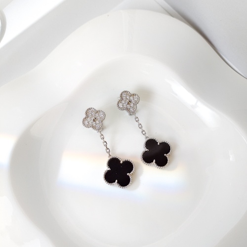 Replica Van Cleef & Arpels Earrings For Women #1238902 $56.00 USD for Wholesale