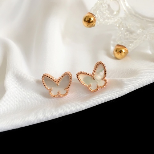 Replica Van Cleef &amp; Arpels Earrings For Women #1239104, $25.00 USD, [ITEM#1239104], Replica Van Cleef &amp; Arpels Earrings outlet from China