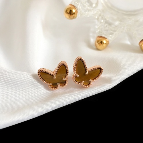 Replica Van Cleef &amp; Arpels Earrings For Women #1239137, $25.00 USD, [ITEM#1239137], Replica Van Cleef &amp; Arpels Earrings outlet from China