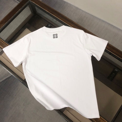 Replica Givenchy T-Shirts Short Sleeved For Unisex #1239262 $41.00 USD for Wholesale