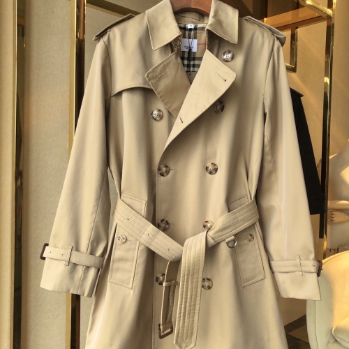 Burberry Trench Coat Long Sleeved For Men #1240195