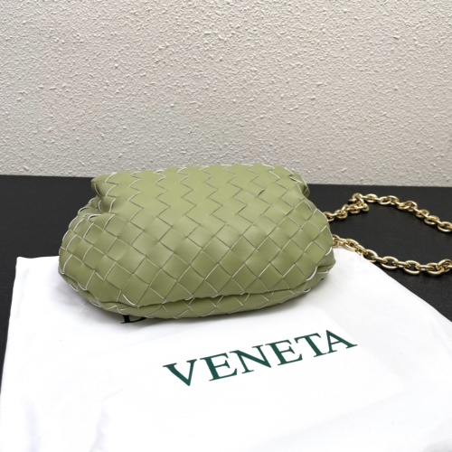 Replica Bottega Veneta BV AAA Quality Handbags For Women #1240979 $102.00 USD for Wholesale