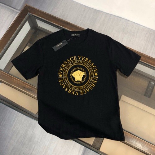 Replica Versace T-Shirts Short Sleeved For Unisex #1241296, $32.00 USD, [ITEM#1241296], Replica Versace T-Shirts outlet from China