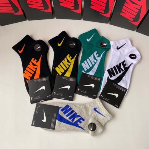 Replica Nike Socks #1241899 $25.00 USD for Wholesale