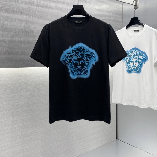 Replica Versace T-Shirts Short Sleeved For Unisex #1244265, $64.00 USD, [ITEM#1244265], Replica Versace T-Shirts outlet from China