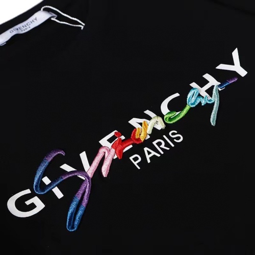 Replica Givenchy T-Shirts Short Sleeved For Unisex #1245004 $27.00 USD for Wholesale