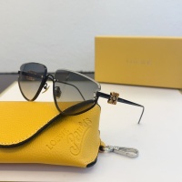 $60.00 USD LOEWE AAA Quality Sunglasses #1236436