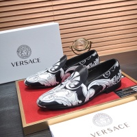 $85.00 USD Versace Leather Shoes For Men #1236925