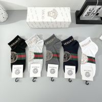 $25.00 USD Versace Socks For Men #1238059