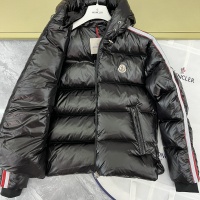 $160.00 USD Moncler Down Feather Coat Long Sleeved For Men #1238533