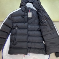 $160.00 USD Moncler Down Feather Coat Long Sleeved For Men #1238535