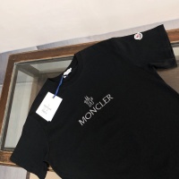 $41.00 USD Moncler T-Shirts Short Sleeved For Unisex #1239191