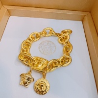 $64.00 USD Versace Bracelets #1239817