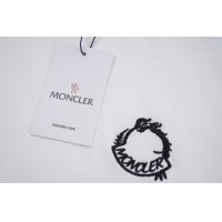 $32.00 USD Moncler T-Shirts Short Sleeved For Unisex #1241262