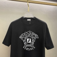 $25.00 USD Versace T-Shirts Short Sleeved For Unisex #1242864