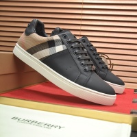 $88.00 USD Burberry Casual Shoes For Men #1243602